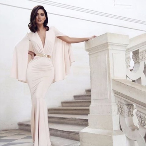 House of CB ‘Naiara’ Blush Cape Gown NWOT - Picture 3 of 10